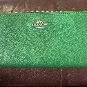 Coach Vibrant Green Leather Clutch
